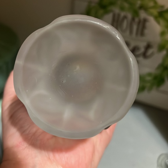 Vintage Viking Glass Cabbage Leaf Swung Glass Vase Clear Frosted Base 12” MCM - Picture 4 of 7